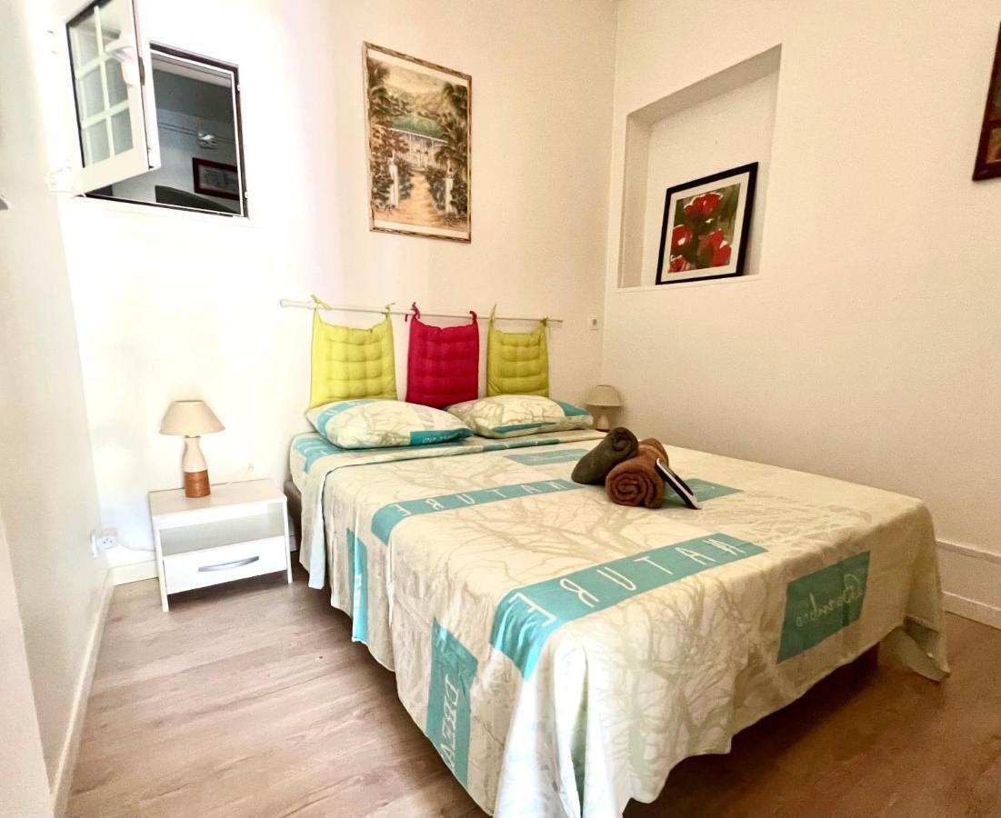 Ti Cabanon. Appartement Vue Mer A Deshaies. 外观 照片