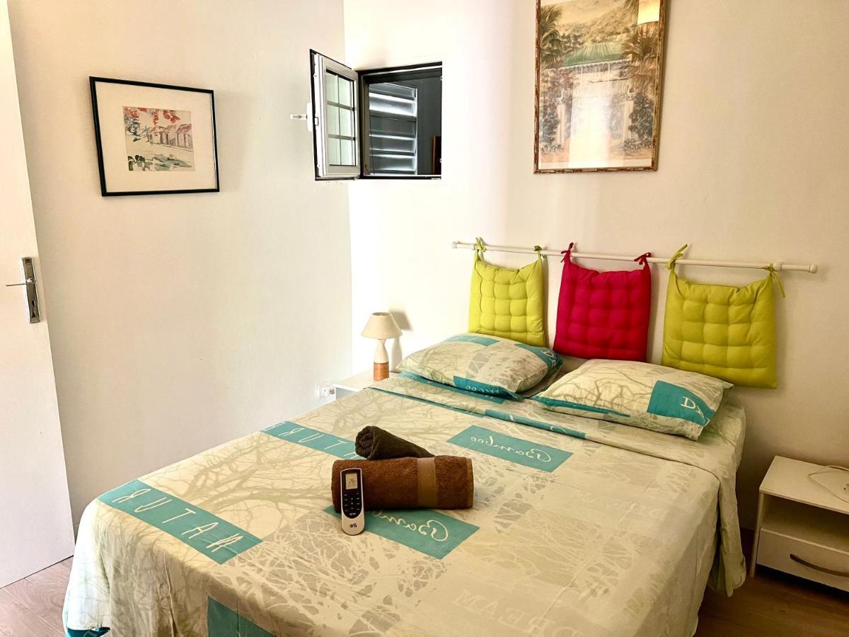 Ti Cabanon. Appartement Vue Mer A Deshaies. 外观 照片